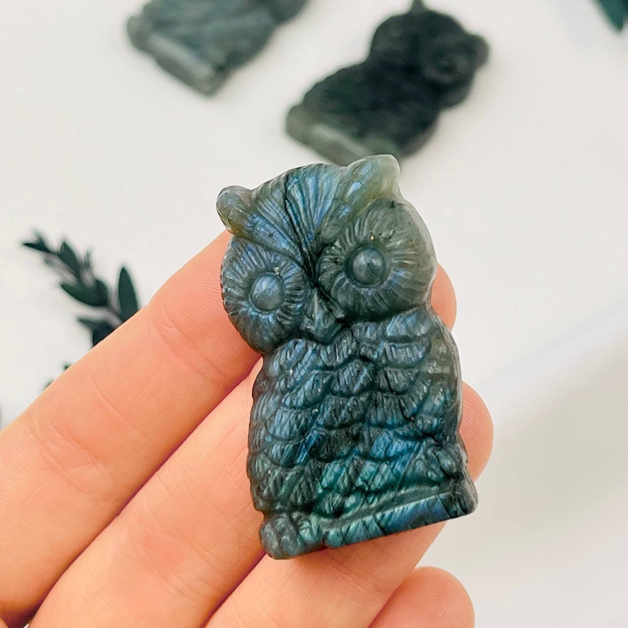 Фигурка резная "Сова" из Лабрадора - изображение товара №1