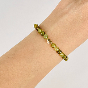 Браслет детский из Граната (Гроссуляр) со вставкой сердце