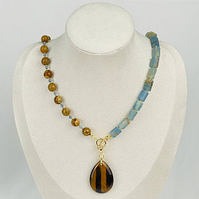 Колье из карибского Кальцита, Яшмы и Тигрового глаза, Артикул: 118282 - изображение товара №1
