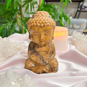 Статуэтка резная "Будда" из дендритовой Яшмы