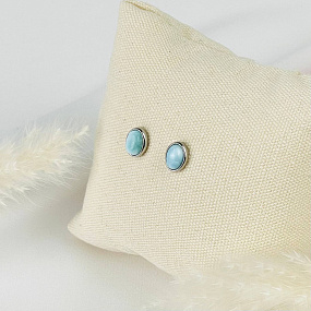 Серьги-пусеты из Ларимара