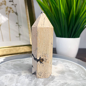 Кристалл из Яшмы