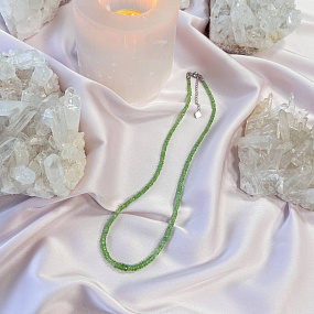 Бусы из зеленого Граната (Цаворит), Артикул: 090948 - изображение товара №1