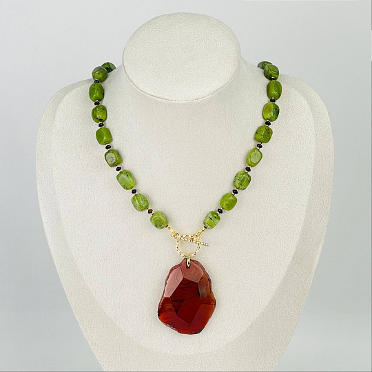 Колье из Змеевика (Серпентинит), Агата и Сердолика, Артикул: 116815 - изображение товара №1