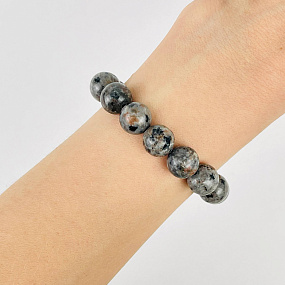 Браслет из Йооперлита