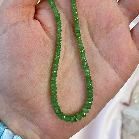 Бусы из зеленого Граната (Цаворит), Артикул: 090947 - изображение товара №3