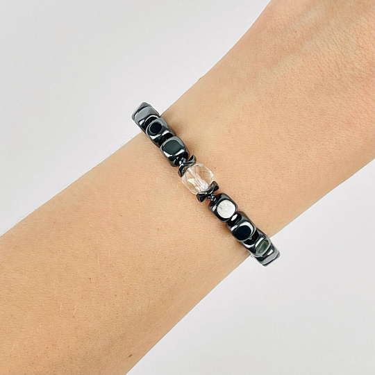Браслет из Гематита и Горного Хрусталя, Артикул: 116980 - изображение товара №1