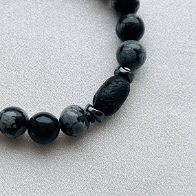 Браслет из снежного Обсидиана и Лавы, Артикул: 099335 - изображение товара №2