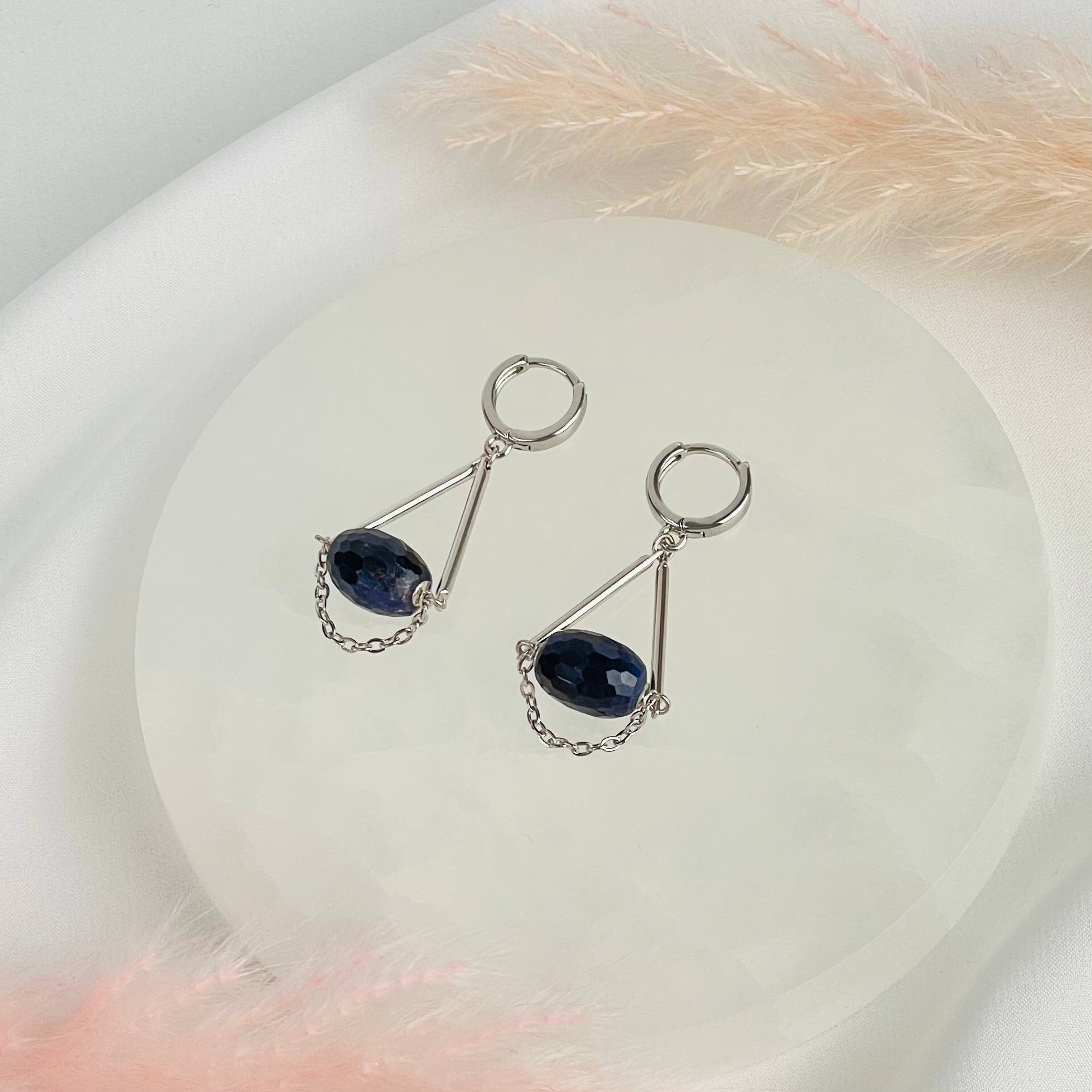 Серьги из Сапфира - изображение товара №2
