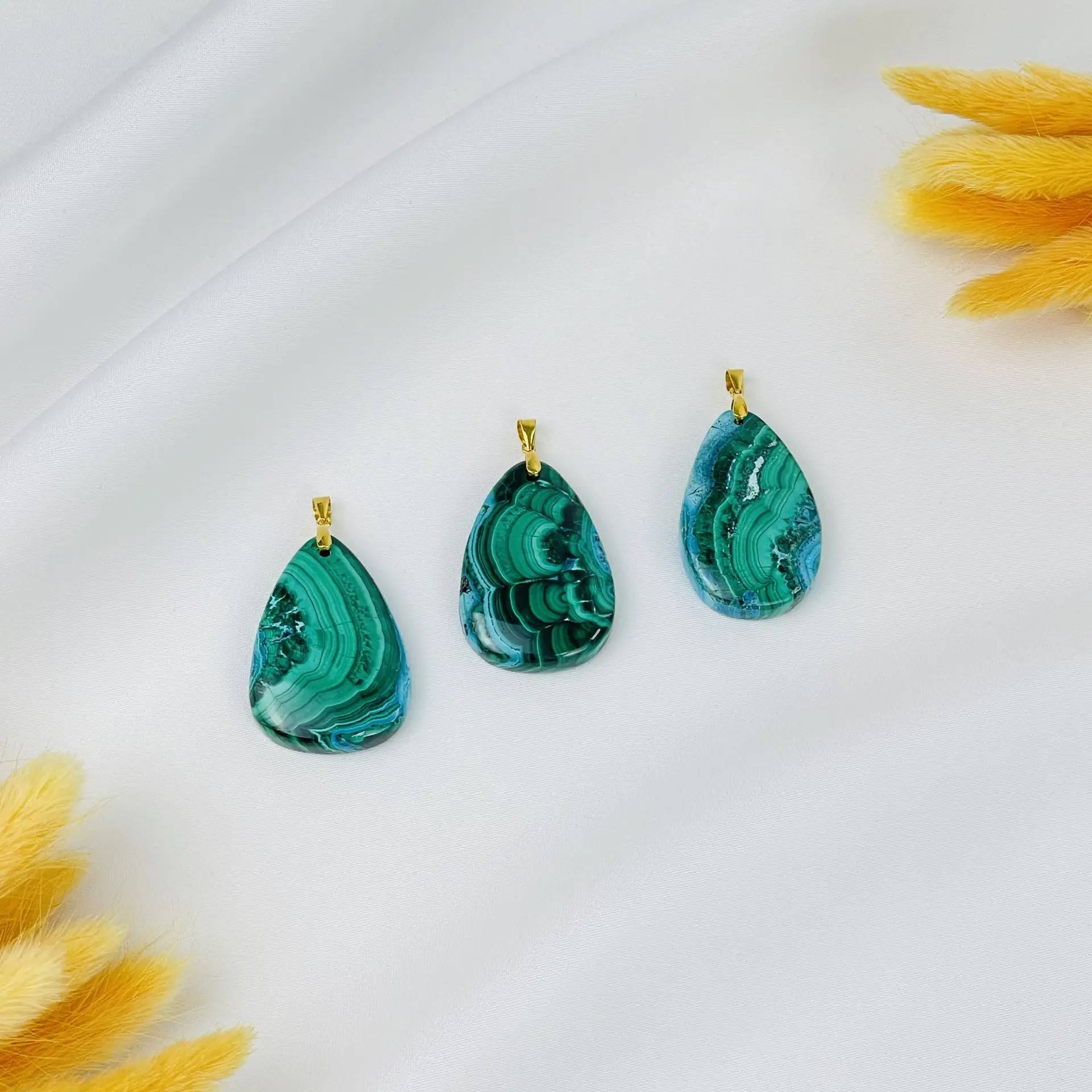 Кулон из Хризоколлы в Малахите - изображение товара №0