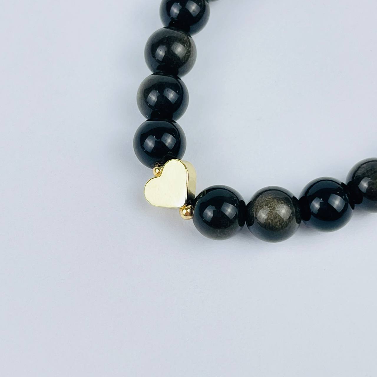 Браслет из золотистого Обсидиана со вставкой сердце - изображение товара №2