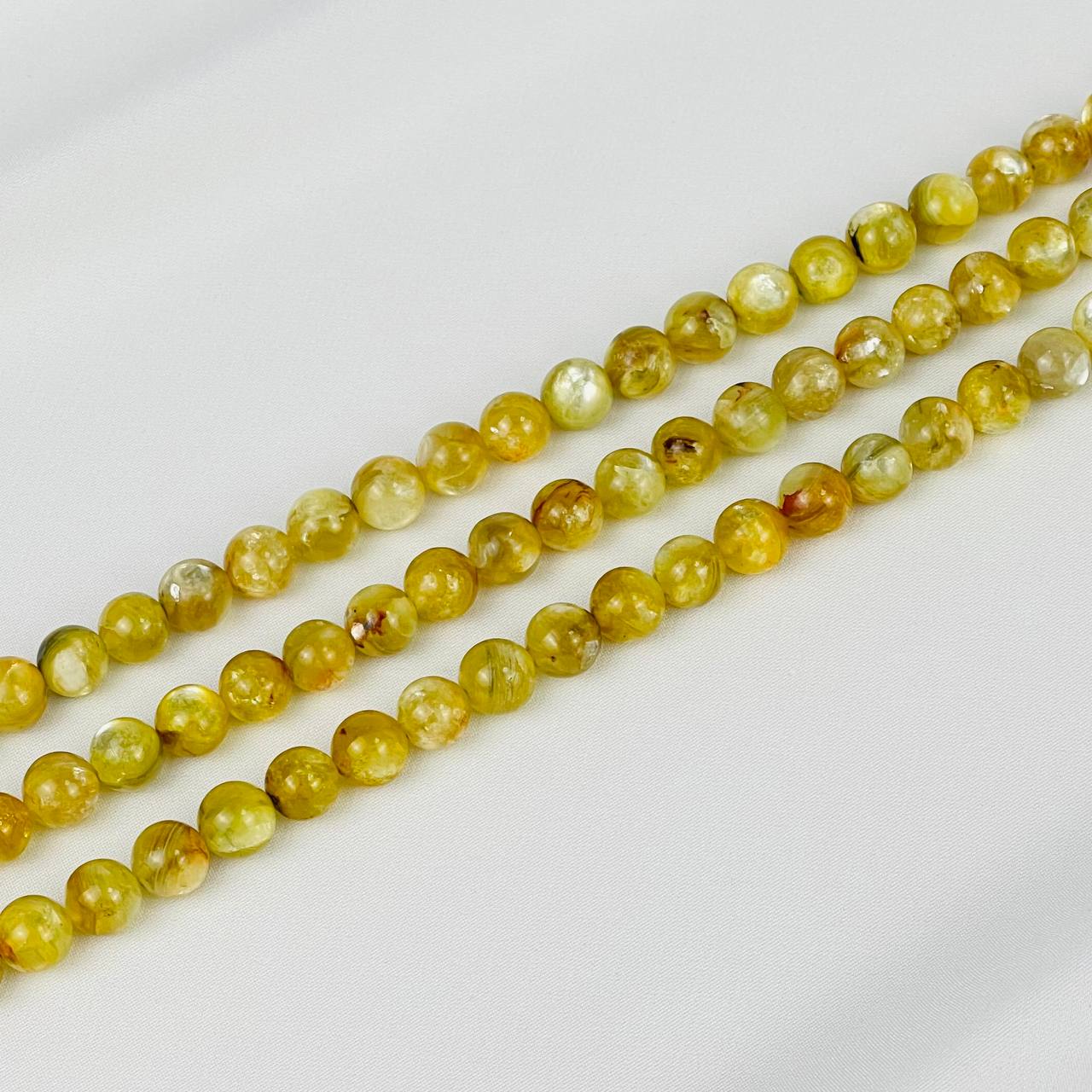 Бусины для украшений из Мусковита (Лепидолит желтый) (46 бусин) - изображение товара №1