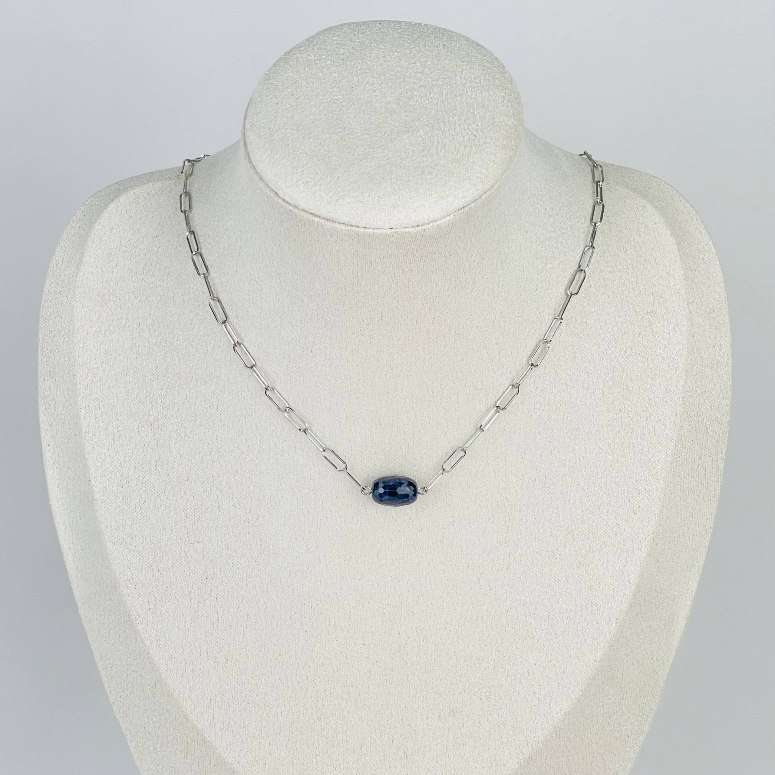 Колье на цепочке с Сапфиром - изображение товара №1