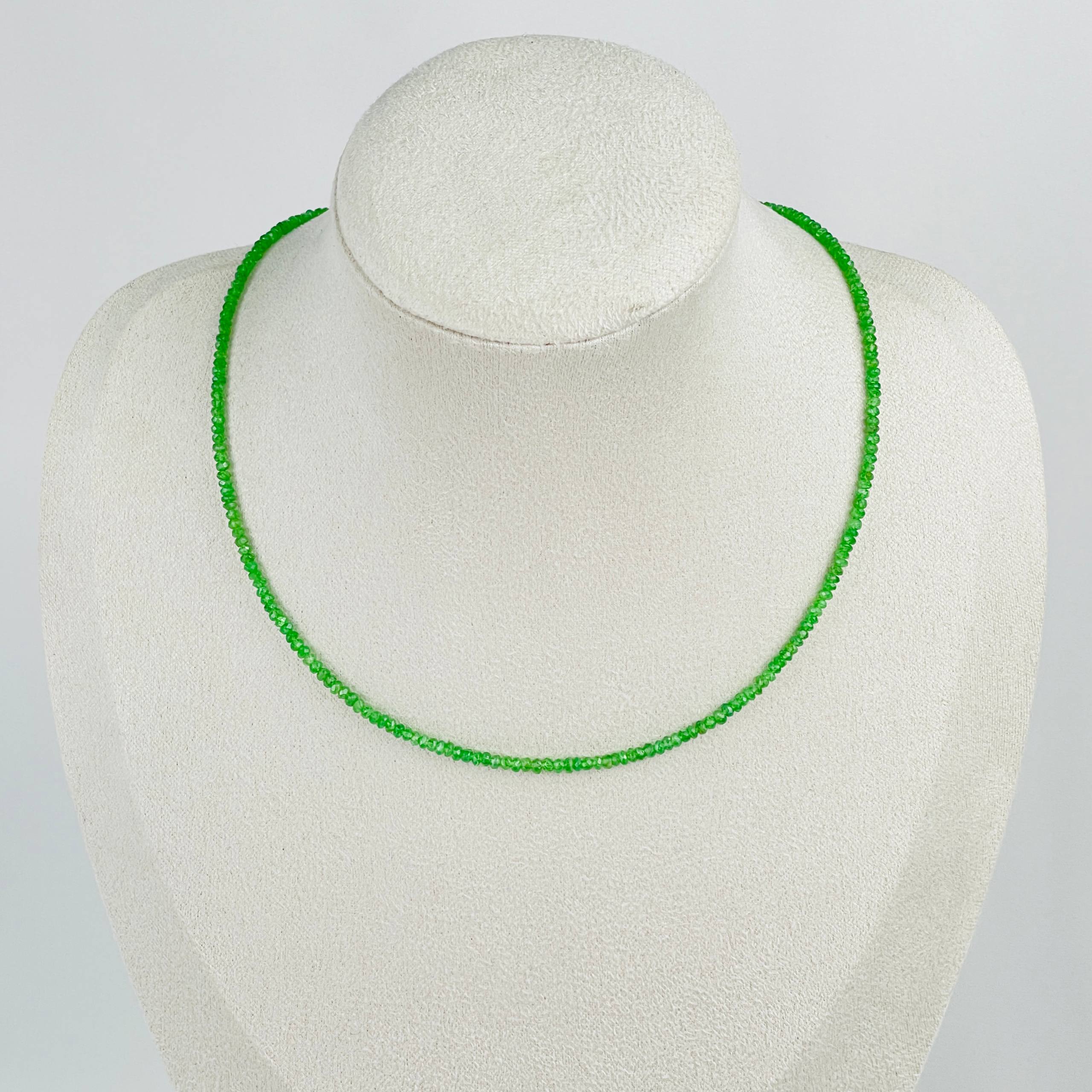 Колье из зеленого Граната (Цаворит) - изображение товара №1