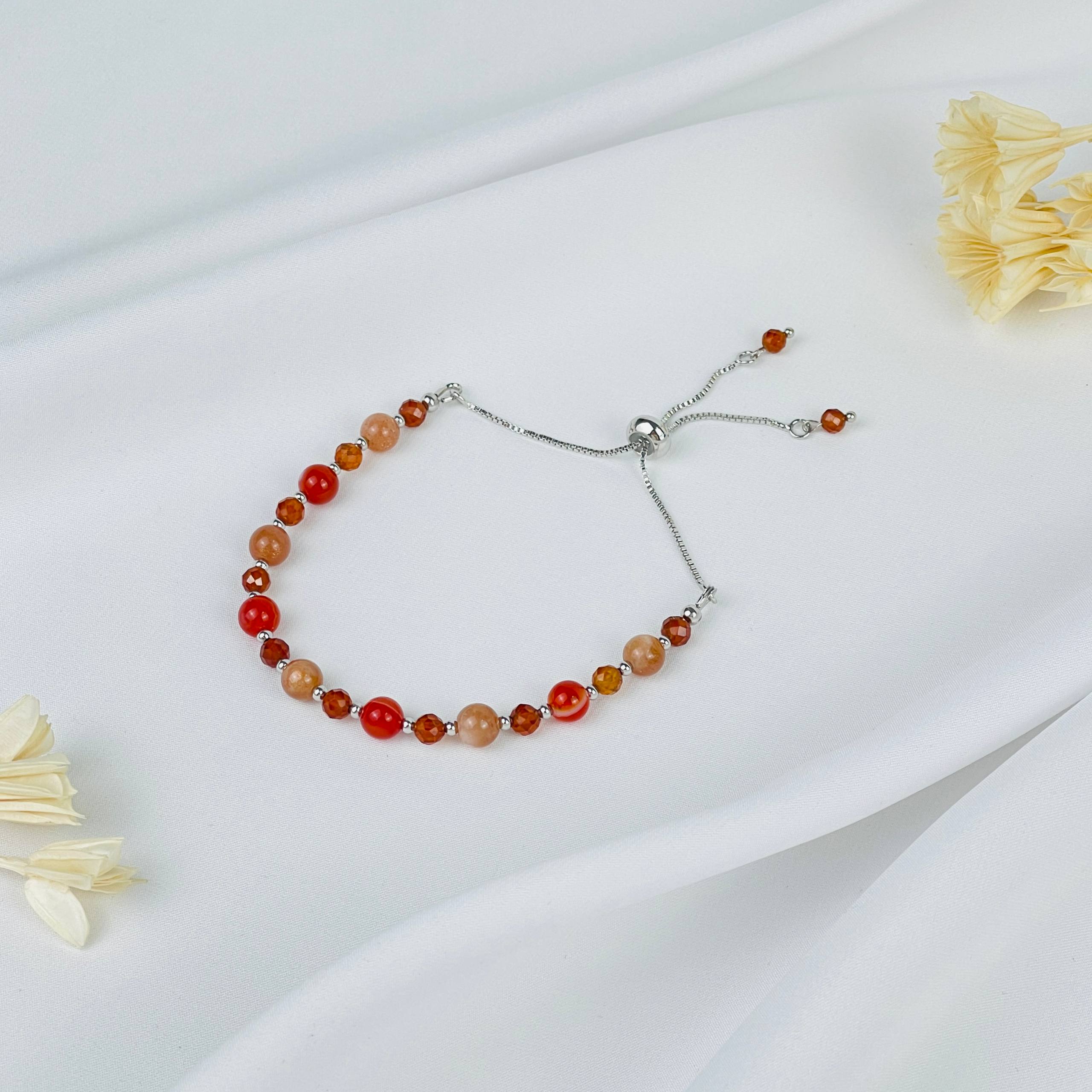 Браслет регулируемый из Сардоникса, Граната и Лунного камня - изображение товара №1