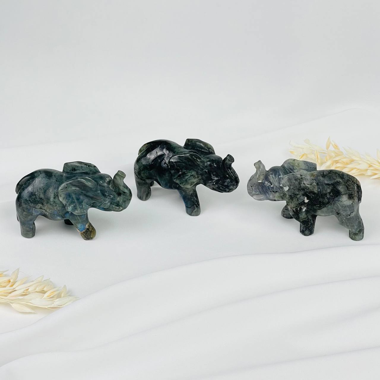 Фигурка Слон из Лабрадора - изображение товара №1