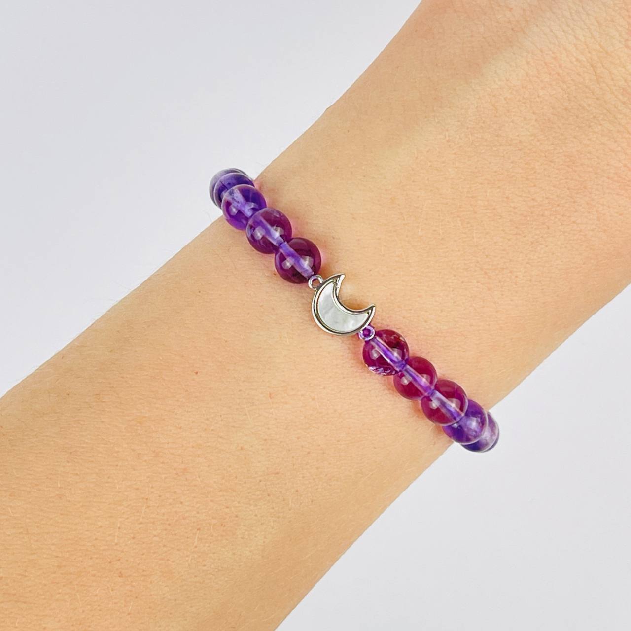 Брасслет из Аметиста с перламутровой вставкой месяц - изображение товара №1