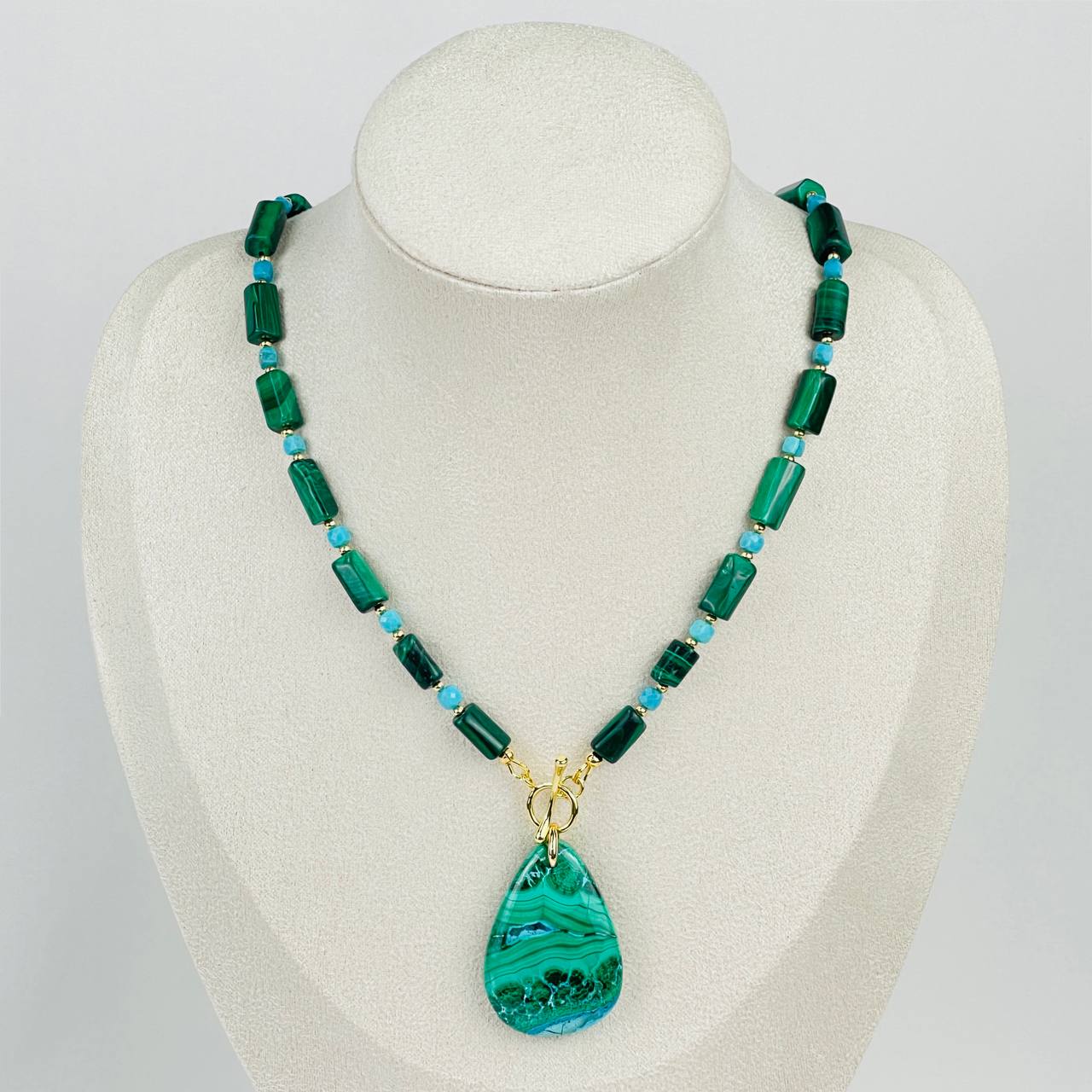 Колье из Малахита и Бирюзы - изображение товара №1