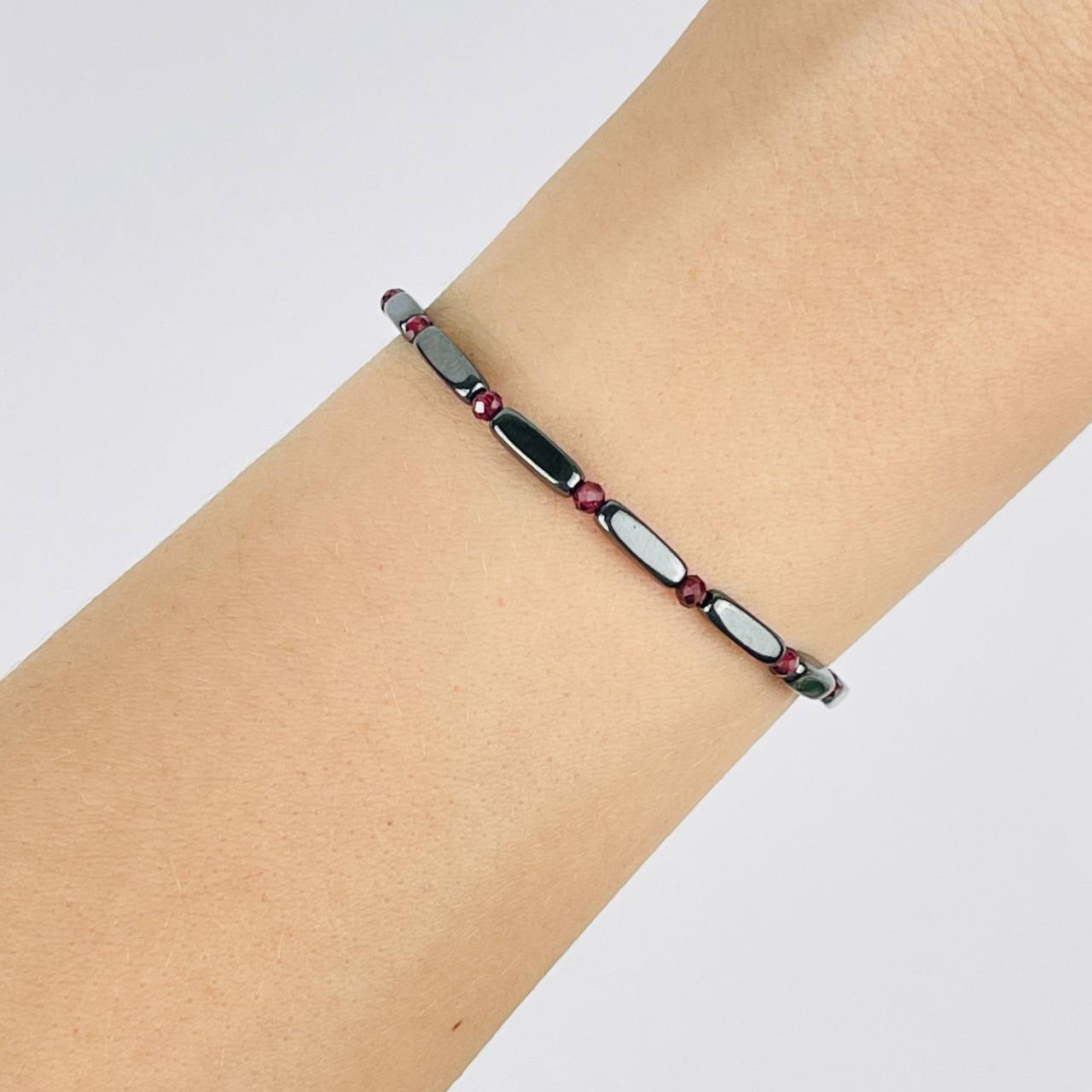 Браслет из Гематита и Граната - изображение товара №2