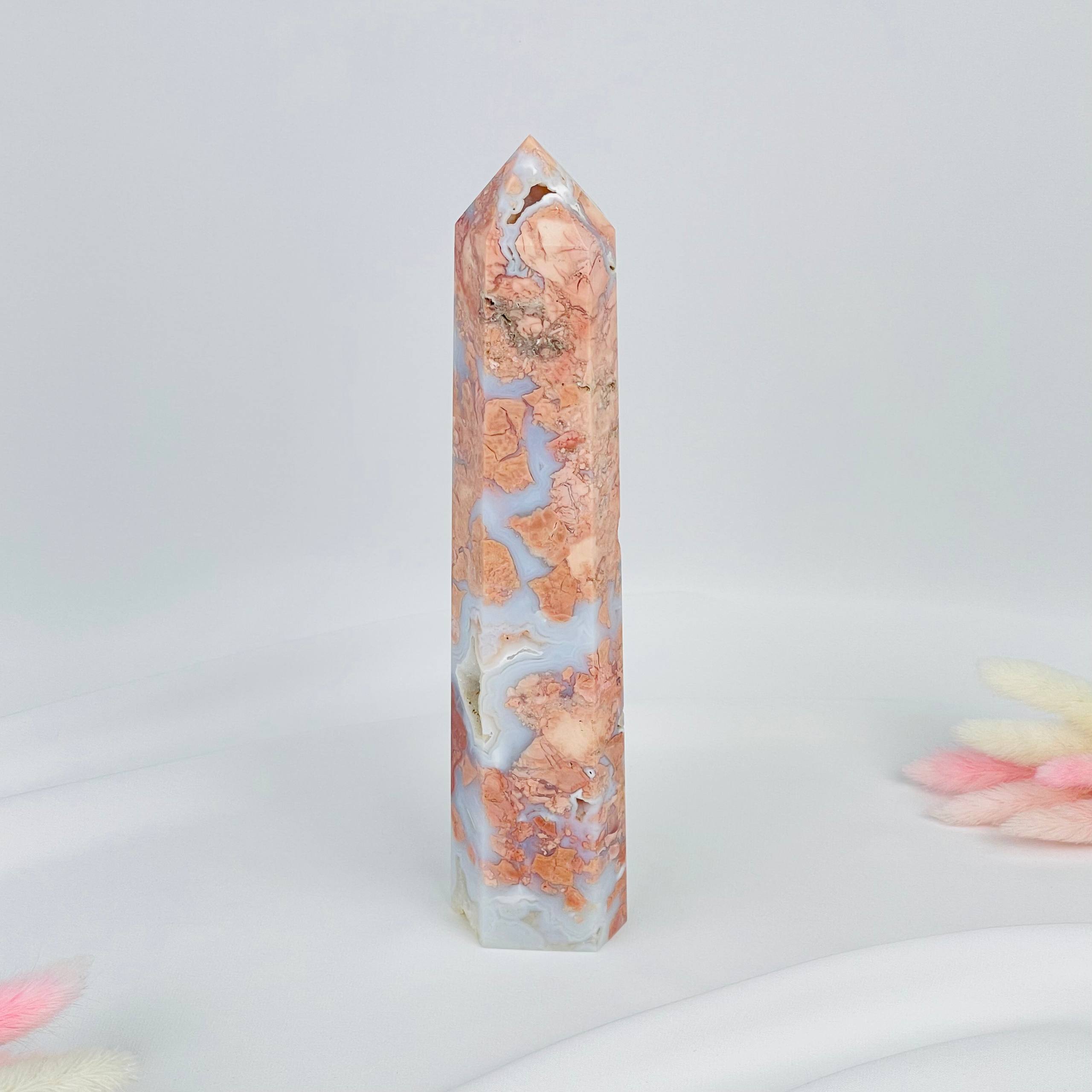 Кристалл из розового цветочного Агата - изображение товара №1