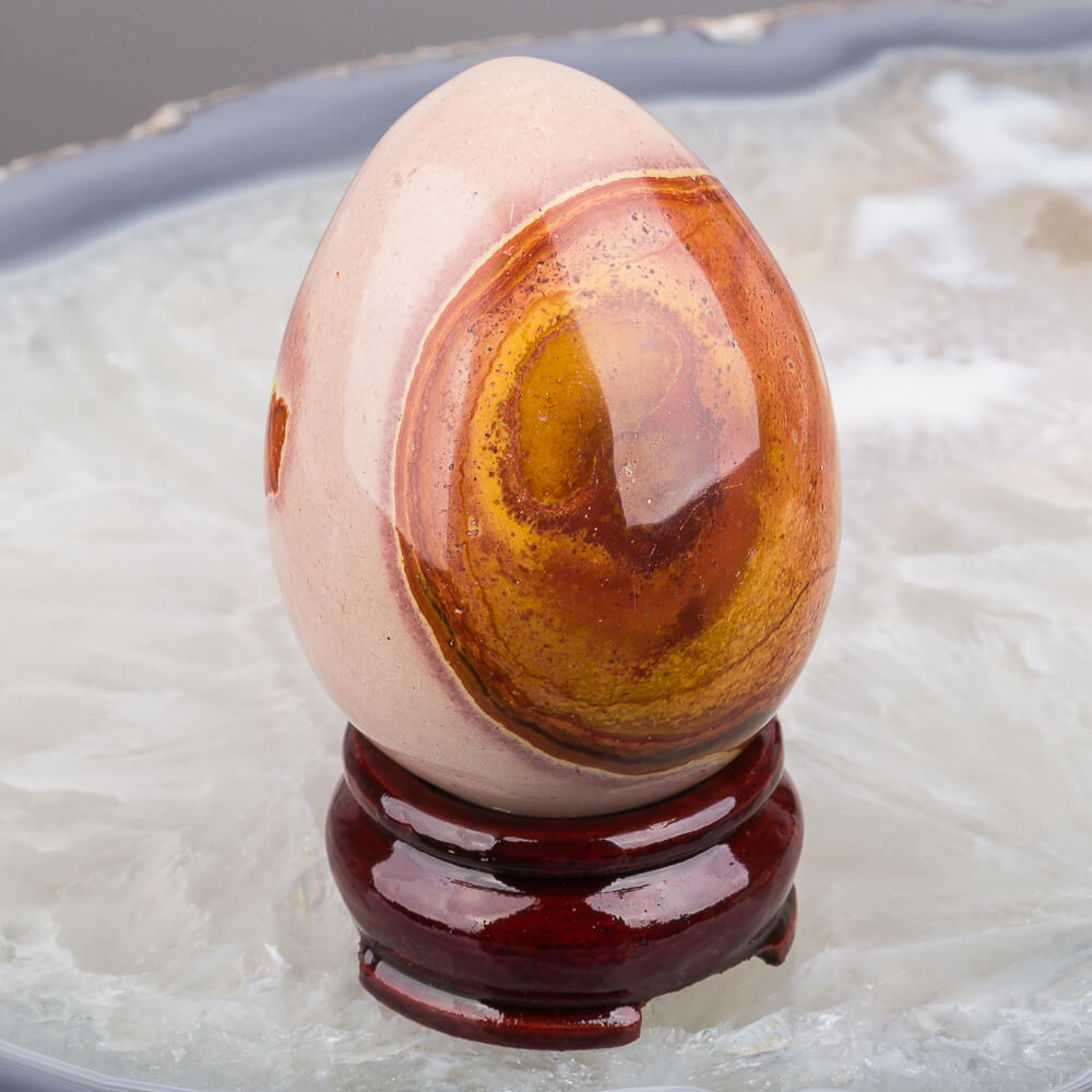 Яйцо из Яшмы на подставке