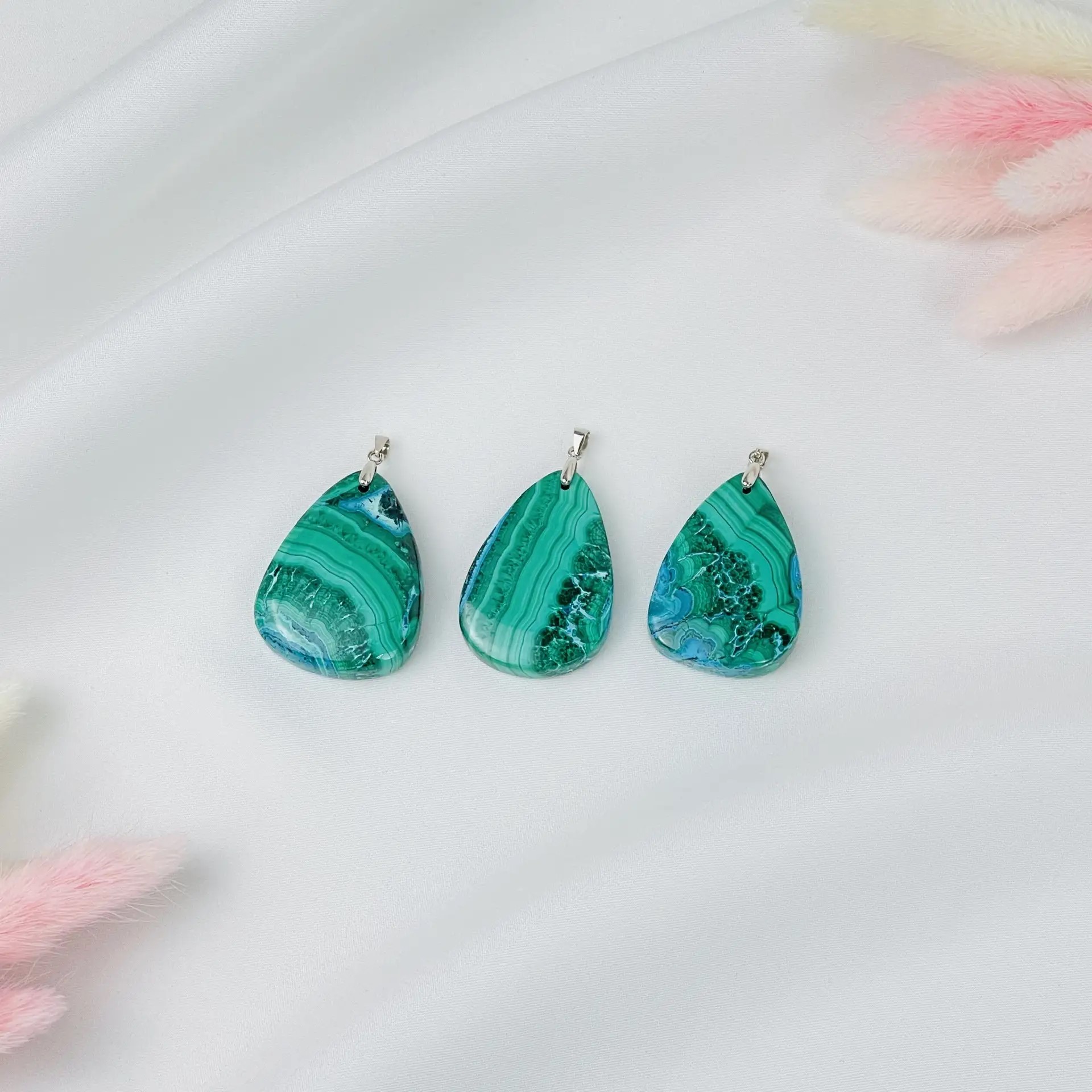 Кулон из Хризоколлы в Малахите - изображение товара №0