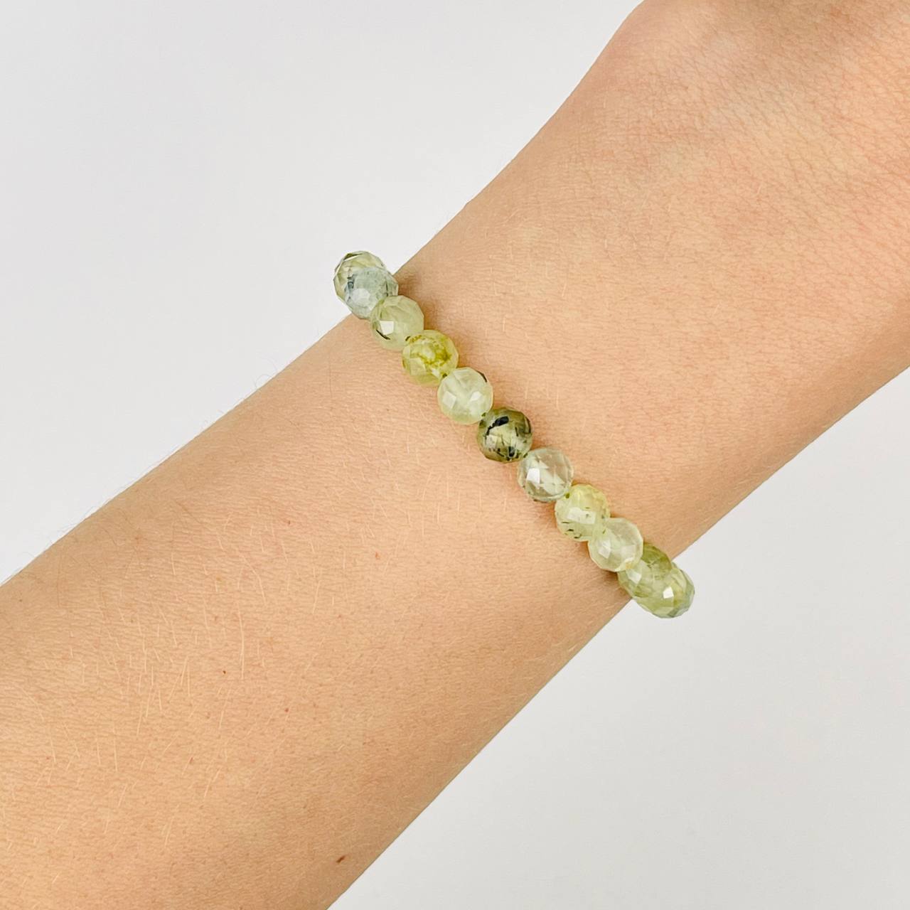 Браслет из Пренита - изображение товара №1