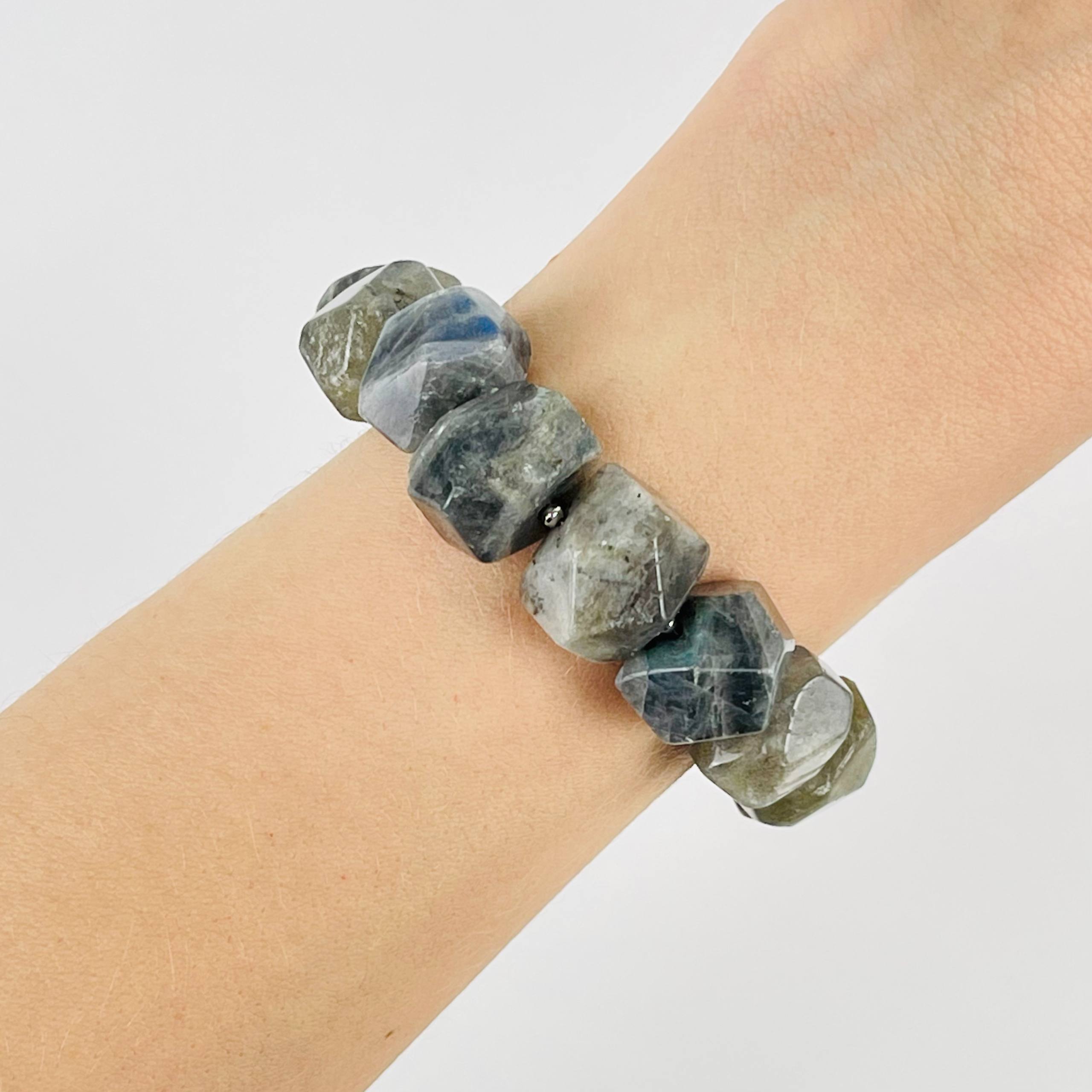 Браслет из Лабрадора - изображение товара №0