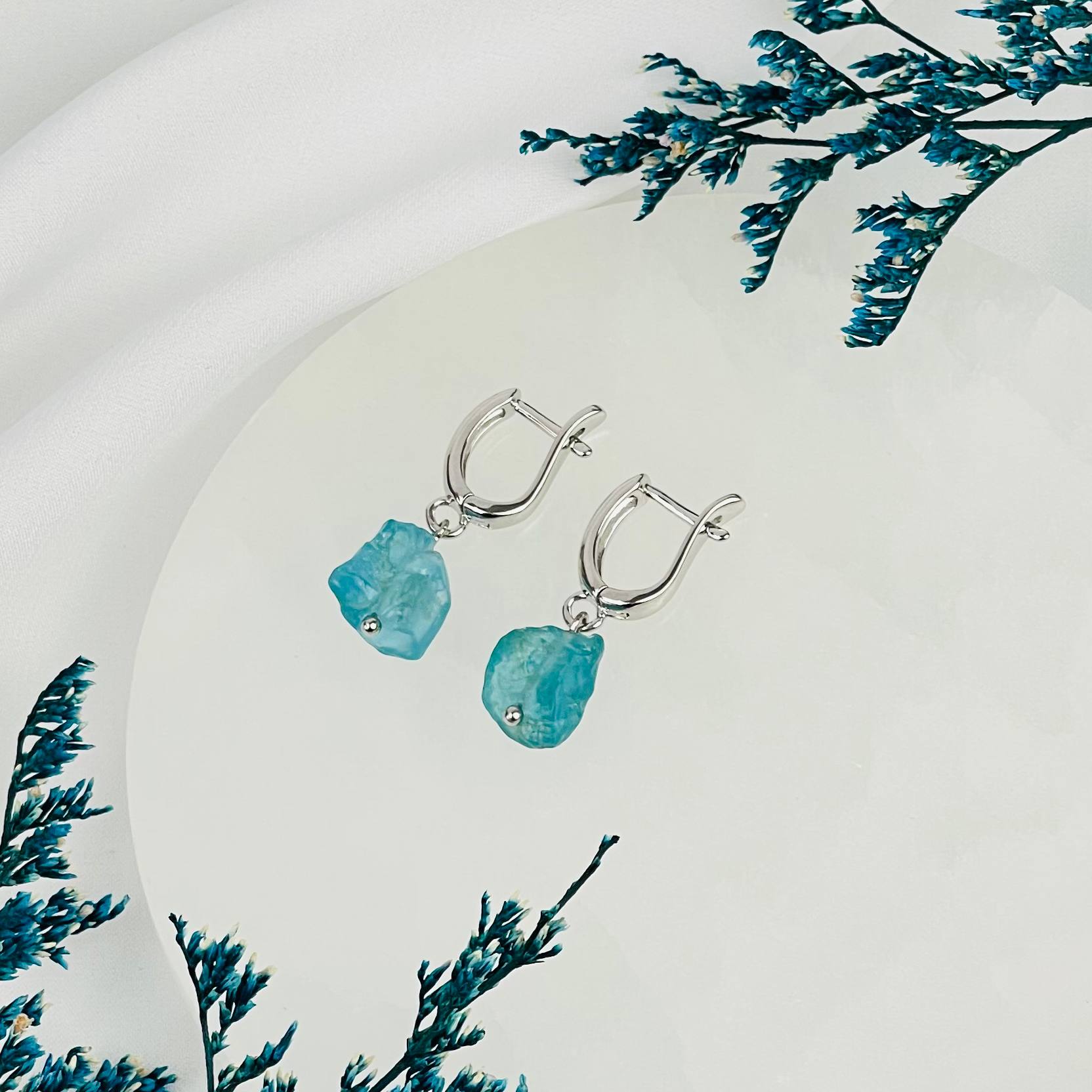 Серьги длинные из Апатита - изображение товара №1