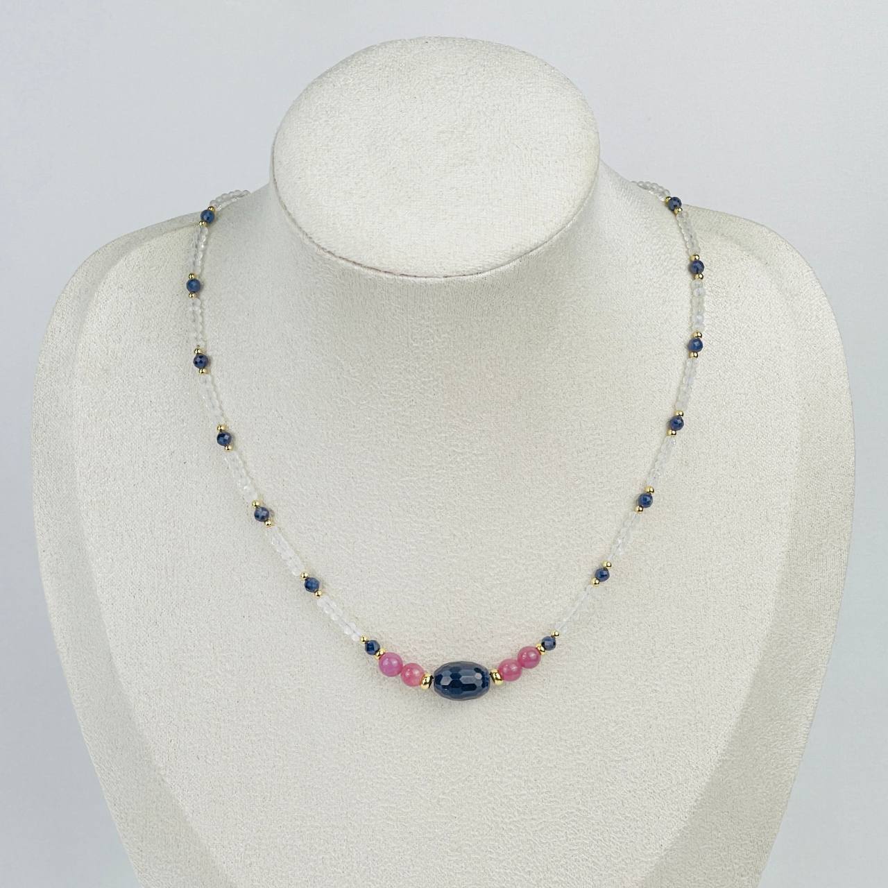 Колье из Лунного камня, Сапфира и Рубина - изображение товара №1