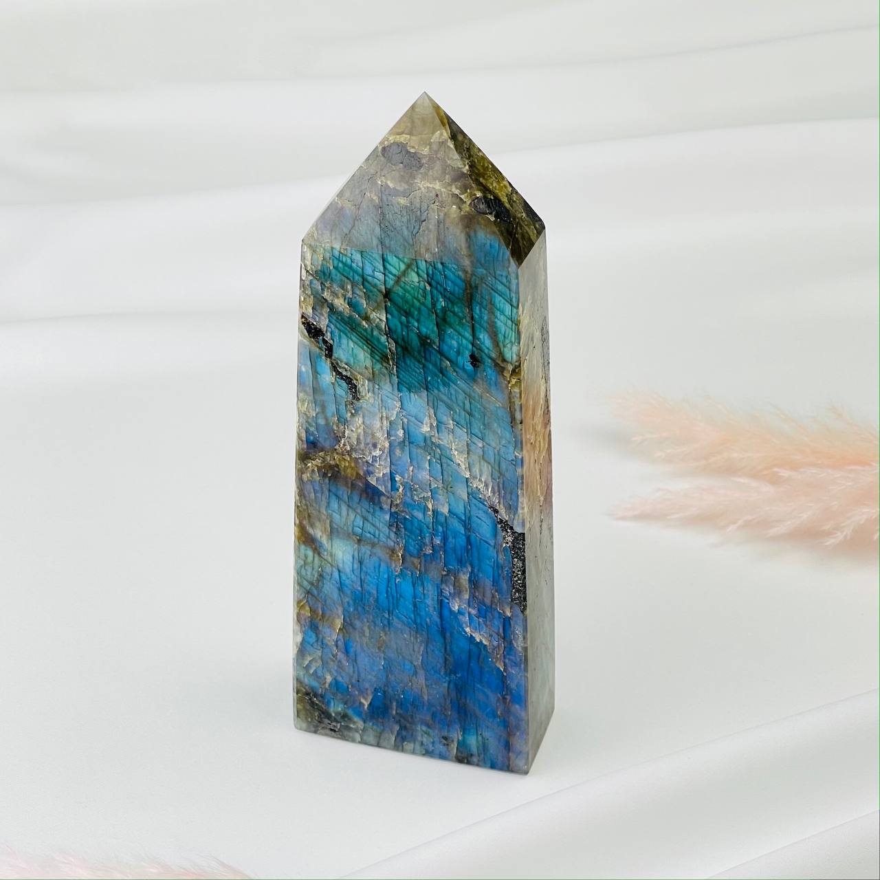 Кристалл из Лабрадора - изображение товара №1