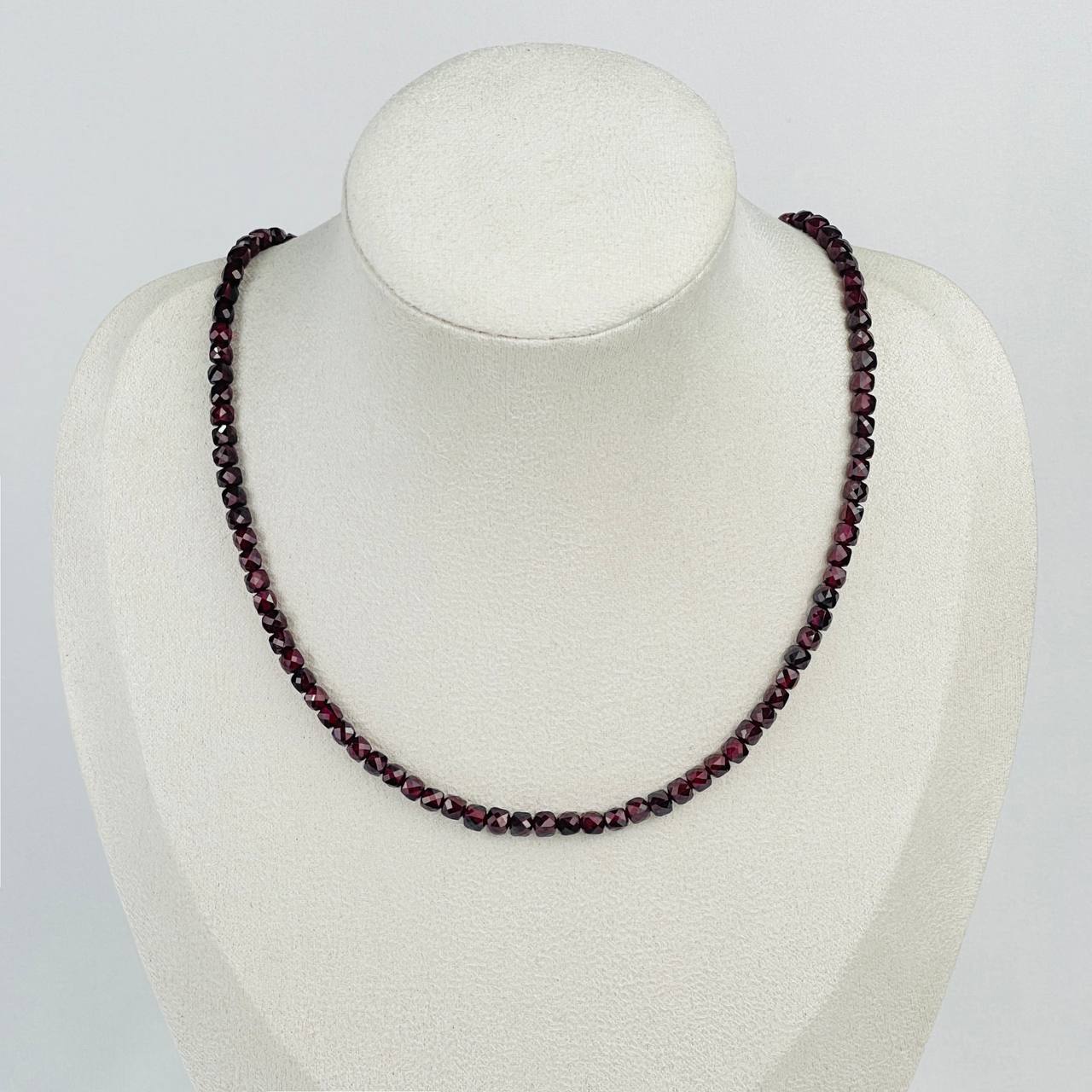 Колье из Граната - изображение товара №1