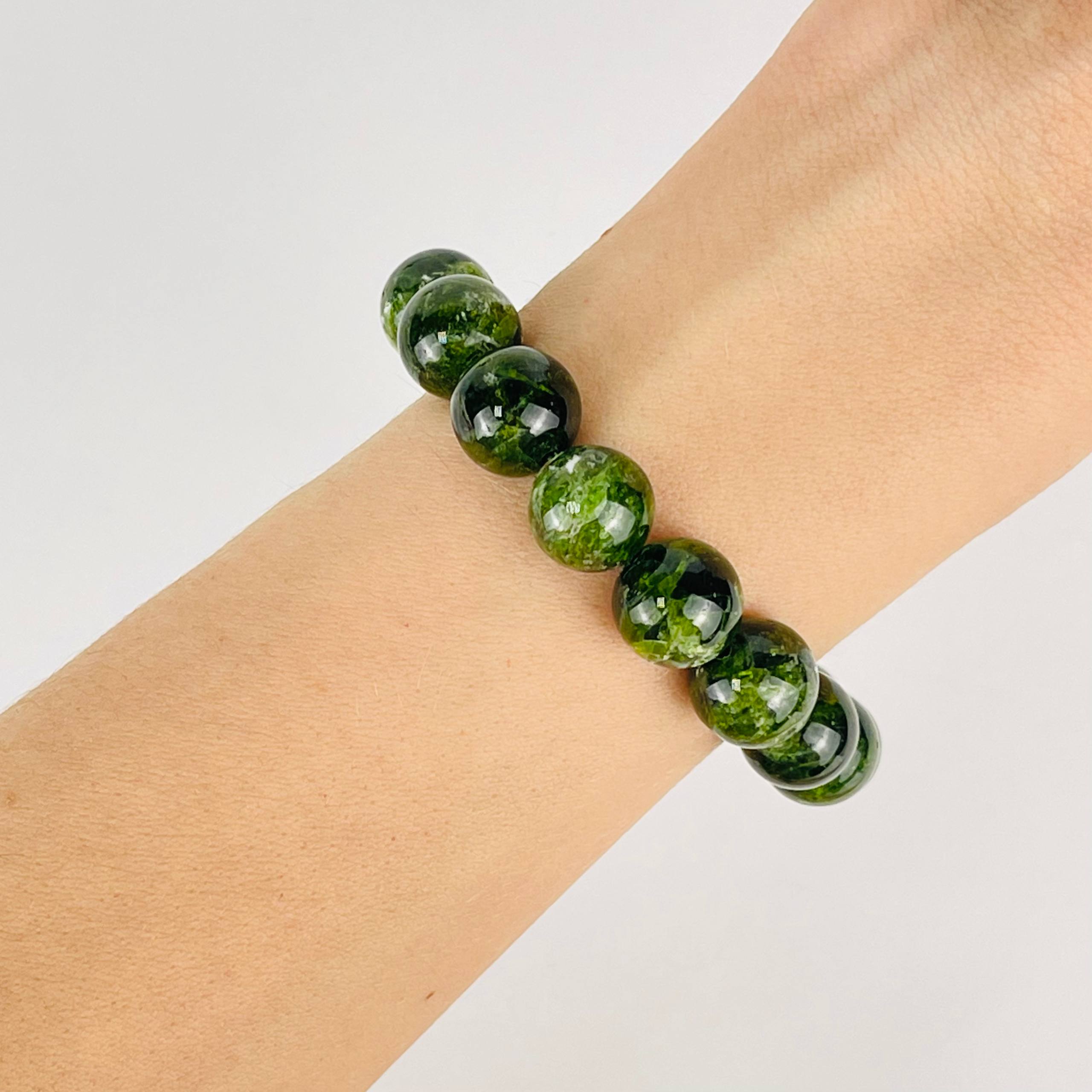 Браслет из Хромдиопсида - изображение товара №1