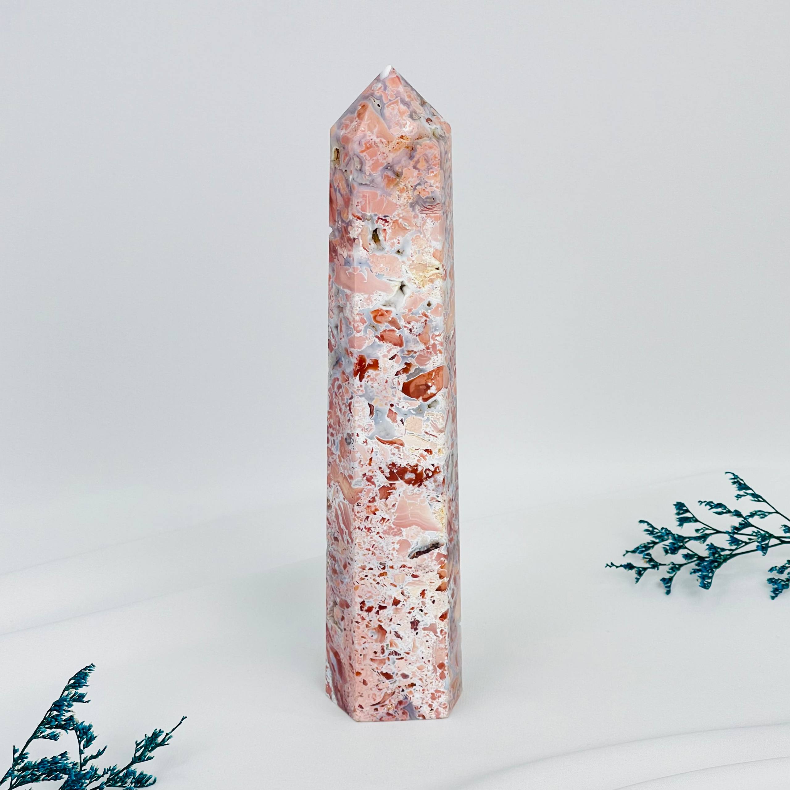 Кристалл из розового цветочного Агата - изображение товара №1