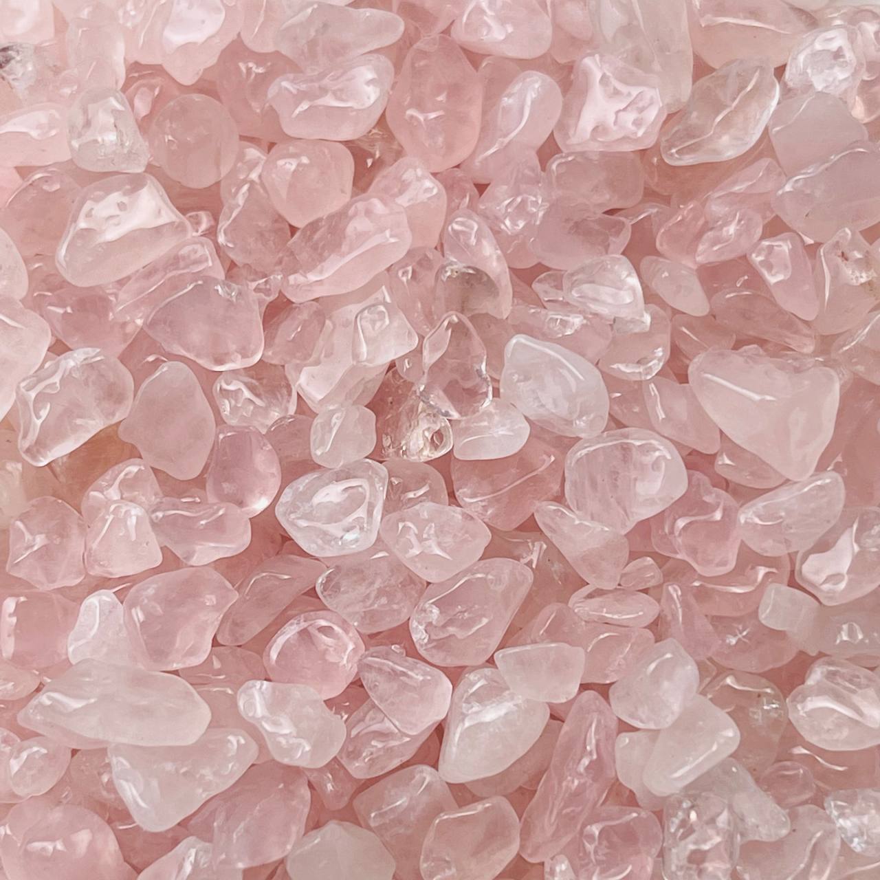 Крошка декоративная из Розового кврца (100 гр) - изображение товара №1