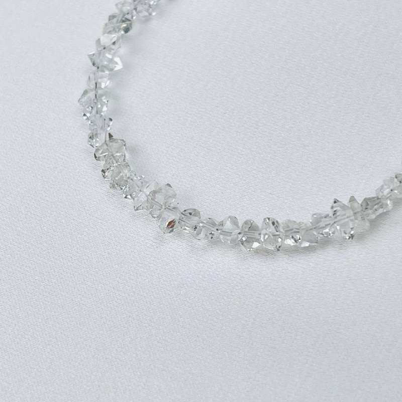 Браслет из херкимерского кварца Браслет из херкимерского кварца