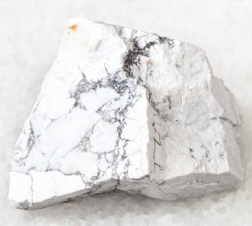 минерал говлит
