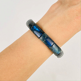 Браслет из Лабрадора