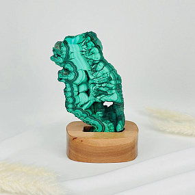 Срез Малахита на подставке