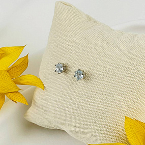 Серьги-пусеты с Топазом