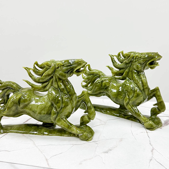 Статуэтка резная Конь из Змеевика, Артикул: 117297 - изображение товара №3