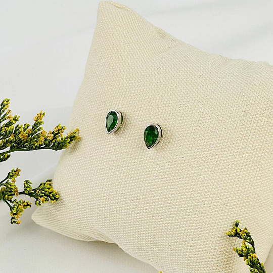 Серьги-пусеты с камнем Хромдиопсид, Артикул: 116723 - изображение товара №1