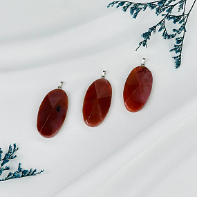 Кулон из Сердолика