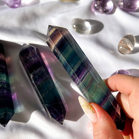 Кристалл двухконечный из Флюорита, Артикул: 101240 - изображение товара №4