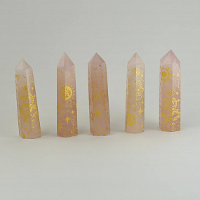 Кристалл из Розового кварца с росписью "Космос"