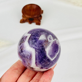 Шар из шевронного Аметиста на подставке, Артикул: 104154 - изображение товара №2