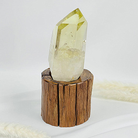 Кристалл из Цитрина на подставке