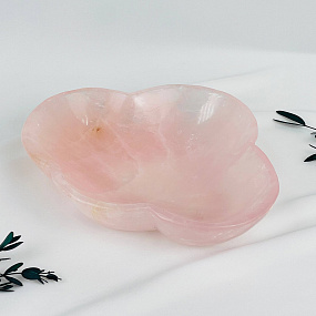 Чаша из мадагаскарского Розового кварца, Артикул: 117737 - изображение товара №1