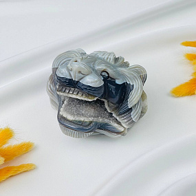 Лев резной из камня Агат серый с жеодой, Артикул: 071583 - изображение товара №1