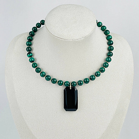 Колье из Малахита и Обсидиана